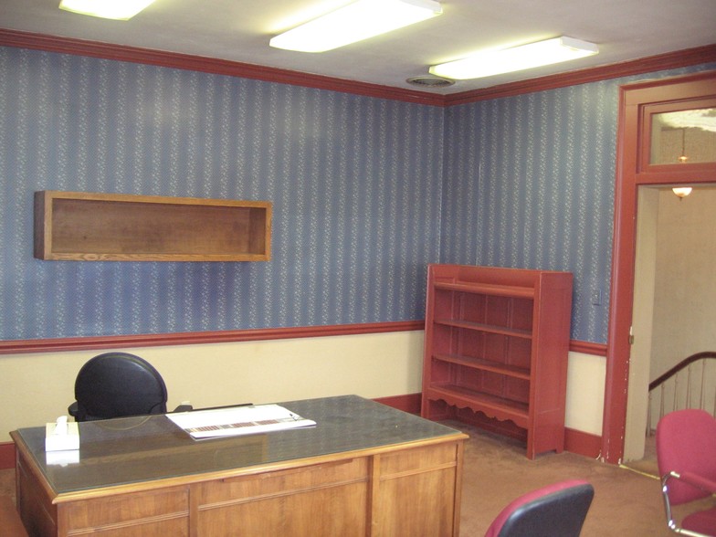 115 W Main St, Eaton, OH à louer - Photo intérieure - Image 2 de 5