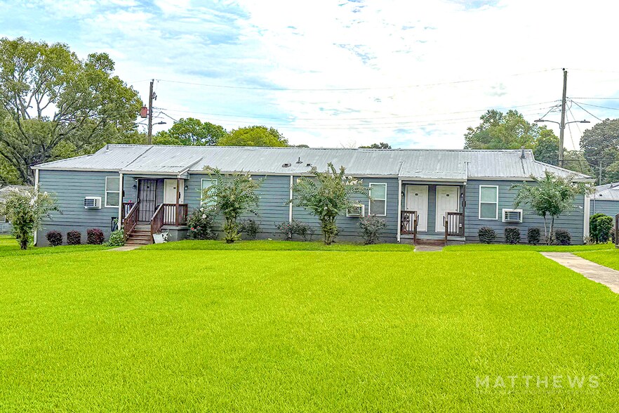 The Landings & Ridgewood Apartments portefeuille de 2 propriétés à vendre sur LoopNet.ca - Photo du bâtiment - Image 3 de 4