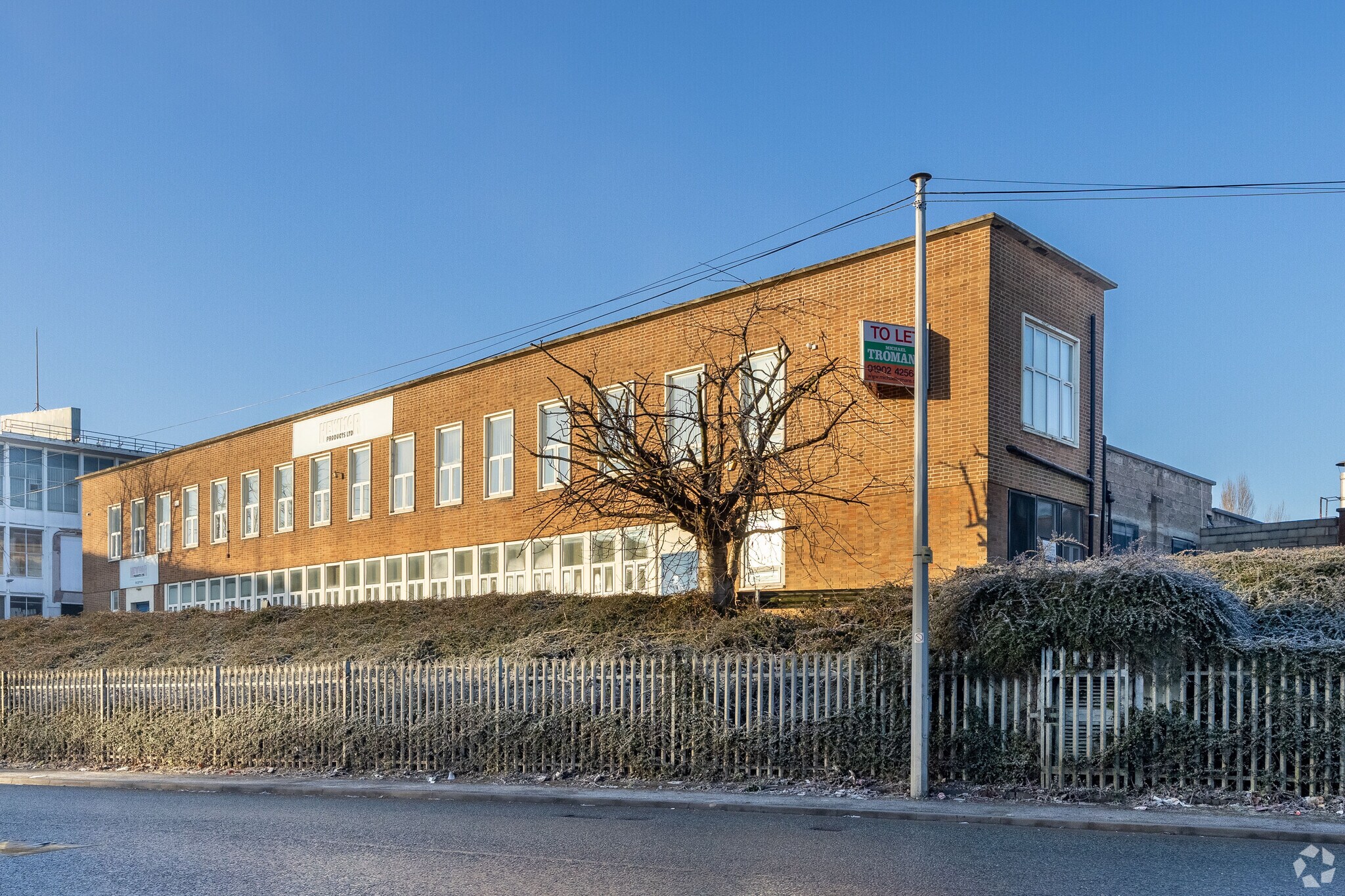 100 Spring Rd, Wolverhampton à louer Photo principale- Image 1 de 6