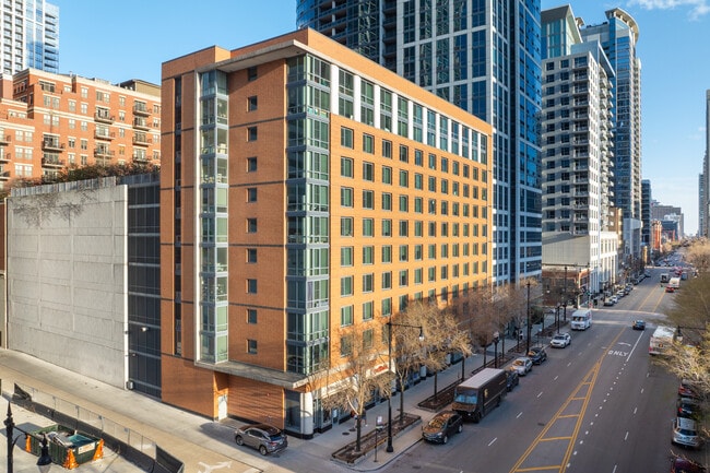Plus de détails pour Premier South Loop Value Add Investment – Multi-résidentiel à vendre, Chicago, IL