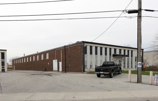 More details for 3130 Universal Dr, Mississauga, ON - Industrial for Lease