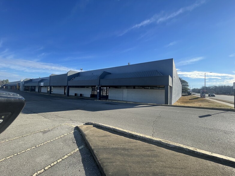 5366 Winchester Rd, Memphis, TN for lease - Building Photo - Image 3 of 17