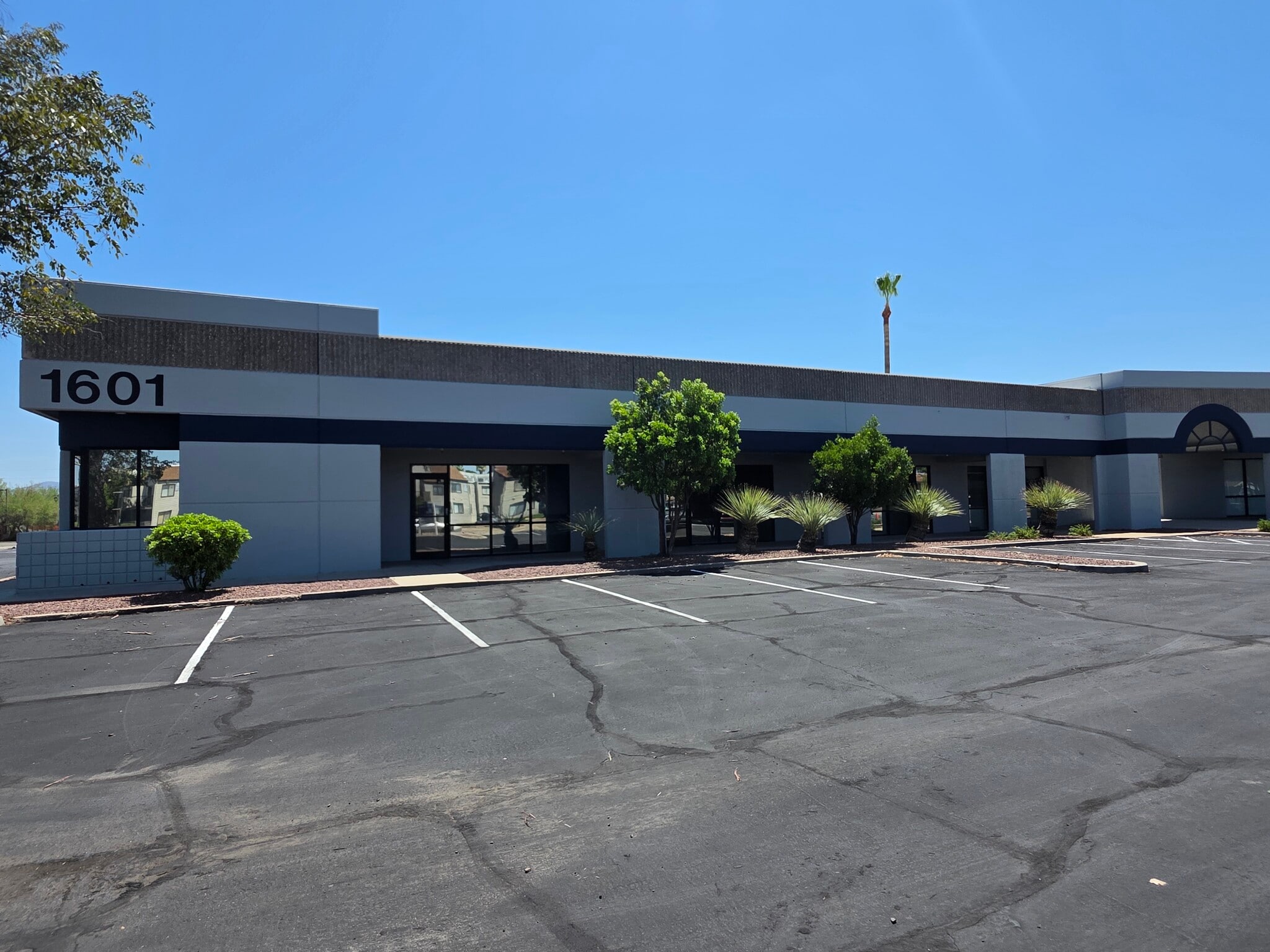1601 S Pantano Rd, Tucson, AZ à louer Photo du bâtiment- Image 1 de 2