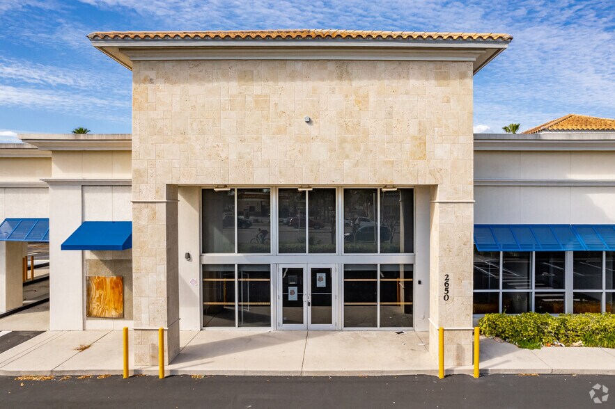 2650 Roosevelt Blvd, Clearwater, FL à louer - Photo du bâtiment - Image 3 de 17