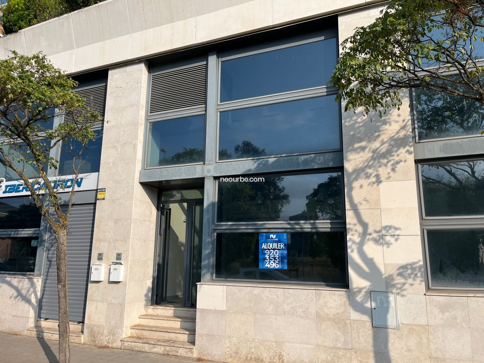 Retail in Ávila, Ávila for lease Interior Photo- Image 1 of 21