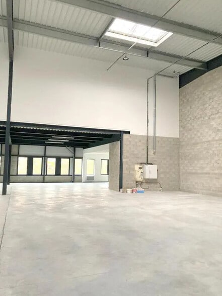 Flex dans Neuville-sur-Oise à louer - Photo intérieure - Image 3 de 16