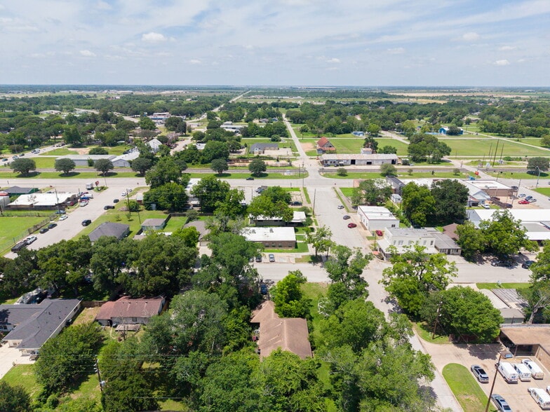 907 Otto St, Brookshire, TX for sale - Aerial - Image 3 of 23