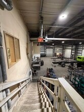 8800 Venture Ave SE, Calgary, AB à louer Photo intérieure- Image 2 de 27