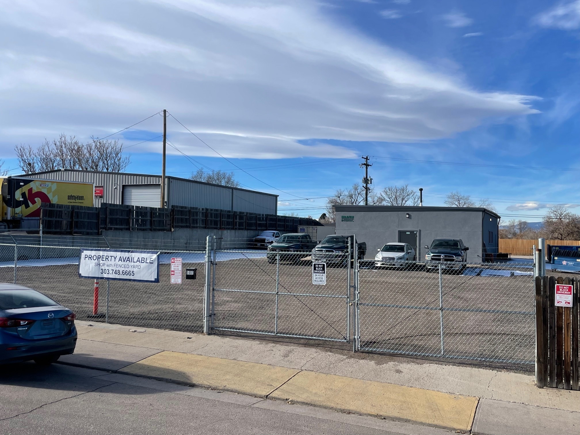 5551 Newport St, Commerce City, CO for lease Building Photo- Image 1 of 11