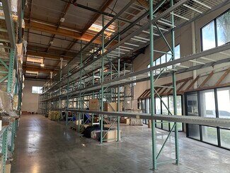 Plus de détails pour 301 Todd Ct, Oxnard, CA - Industriel à louer