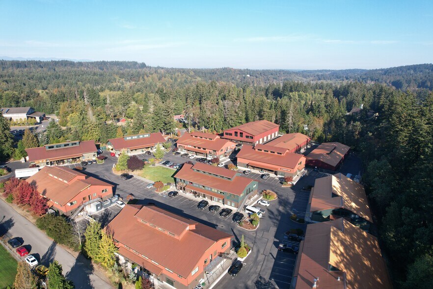 9727 Coppertop Loop NE, Bainbridge Island, WA à vendre - Aérien - Image 2 de 2