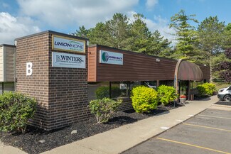 Plus de détails pour 411 W Lake Lansing Rd, East Lansing, MI - Bureau à louer