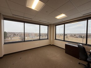 6377 S Revere Pky, Centennial, CO for lease Interior Photo- Image 1 of 3
