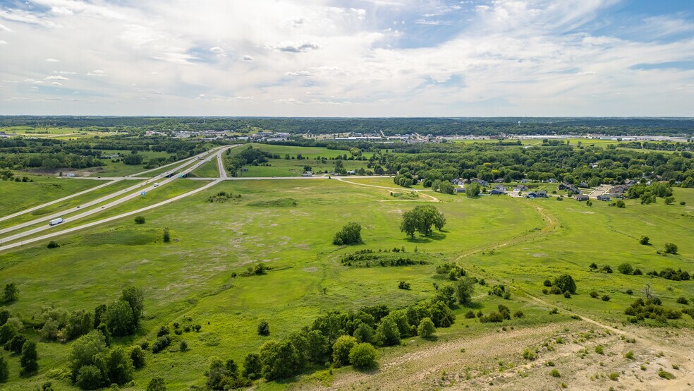 11th Ave and Hwy 52 SE, Rochester, MN à vendre - Photo du bâtiment - Image 2 de 11