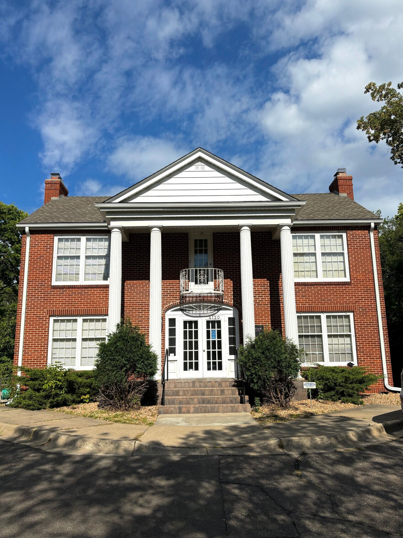 4120 Excelsior Blvd, Saint Louis Park, MN à vendre Photo du bâtiment- Image 1 de 10