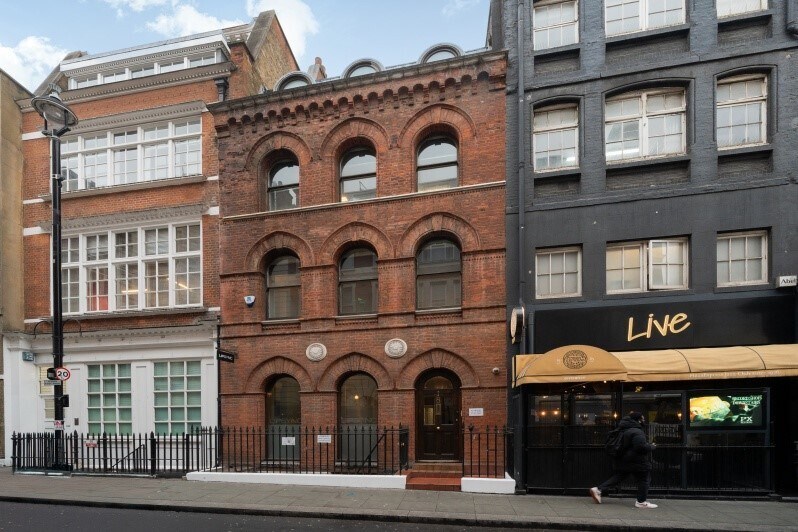 8 Dean St, Londres à vendre Photo du bâtiment- Image 1 de 1