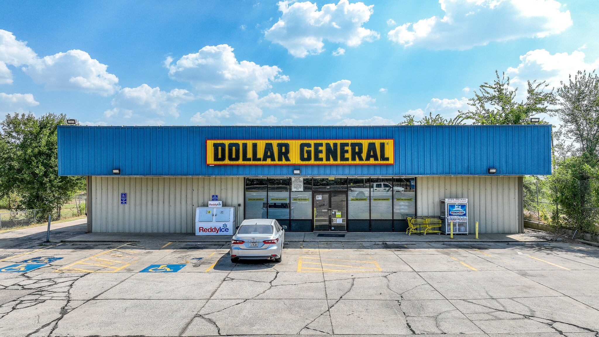 1501 W South Commerce St, Wills Point, TX for sale Building Photo- Image 1 of 4