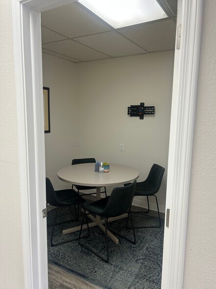 1222 E Baseline Rd, Tempe, AZ à louer - Photo intérieure - Image 3 de 14