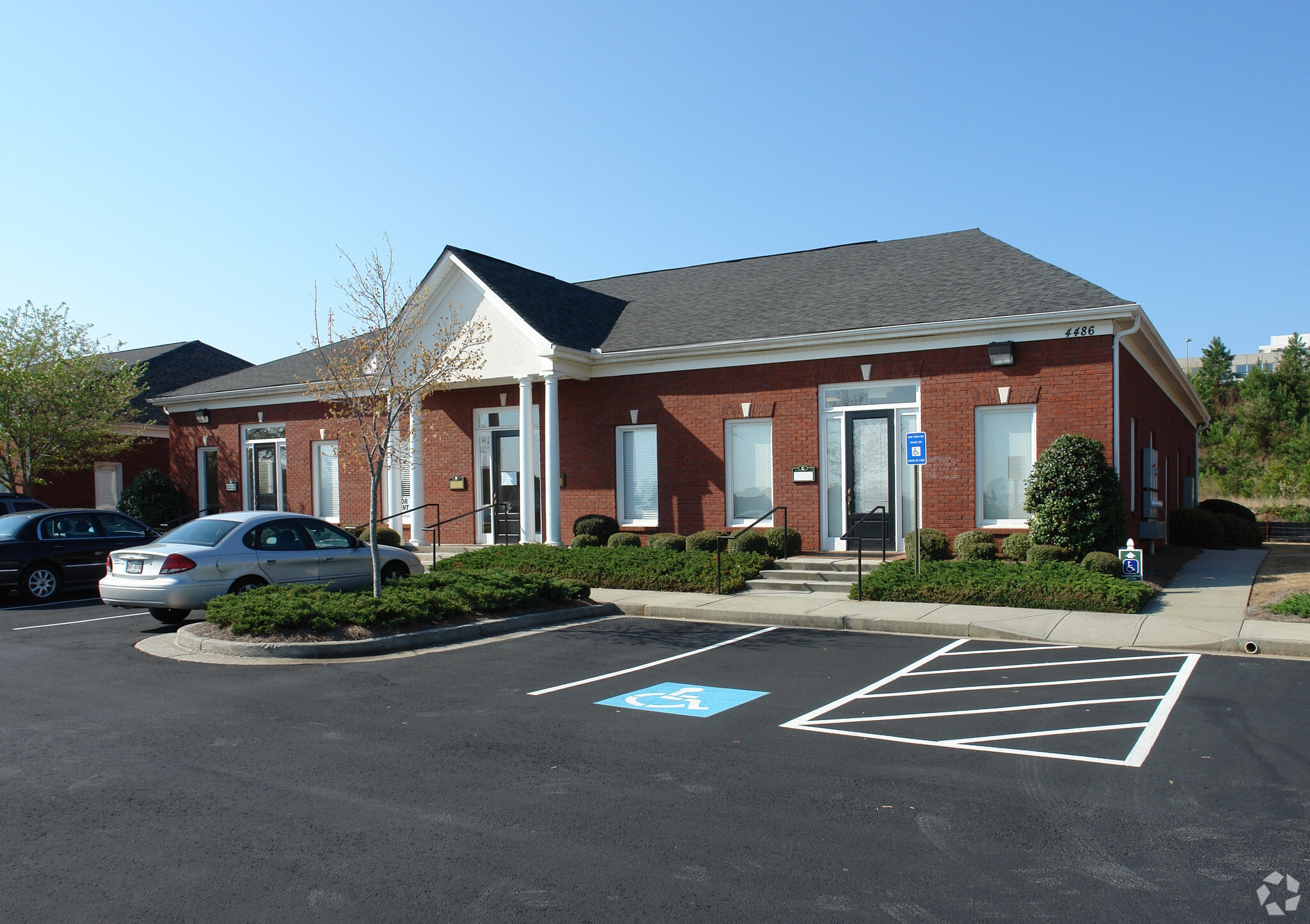 4486 Commerce Dr, Buford, GA for lease Primary Photo- Image 1 of 9