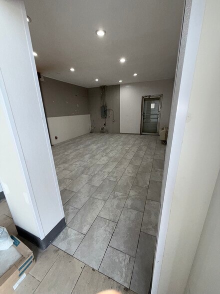 19805 Shady Ln, San Antonio, TX for lease - Interior Photo - Image 3 of 7