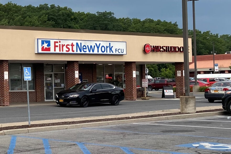 1879 Altamont Ave, Schenectady, NY for lease - Building Photo - Image 2 of 12