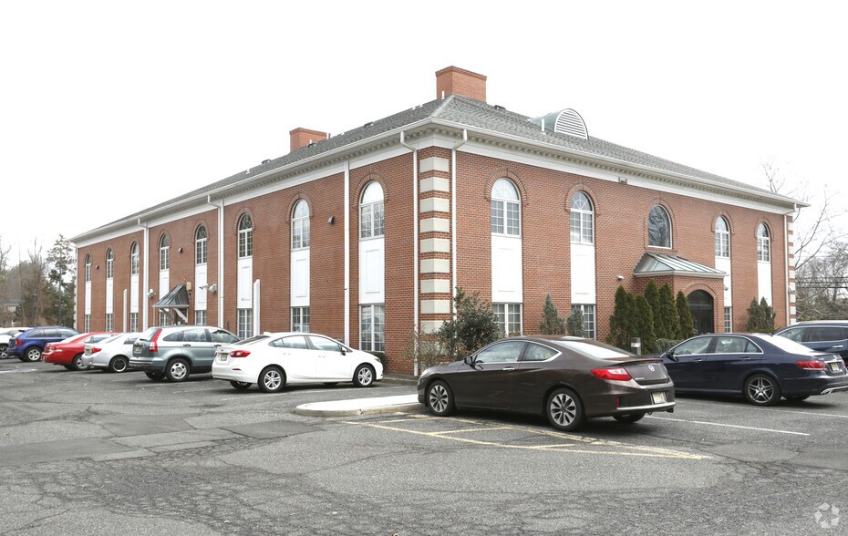 494 Sycamore Ave, Shrewsbury, NJ à louer - Photo du bâtiment - Image 3 de 3