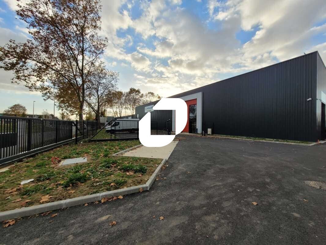 Flex dans Bondoufle à louer Photo du bâtiment- Image 1 de 15