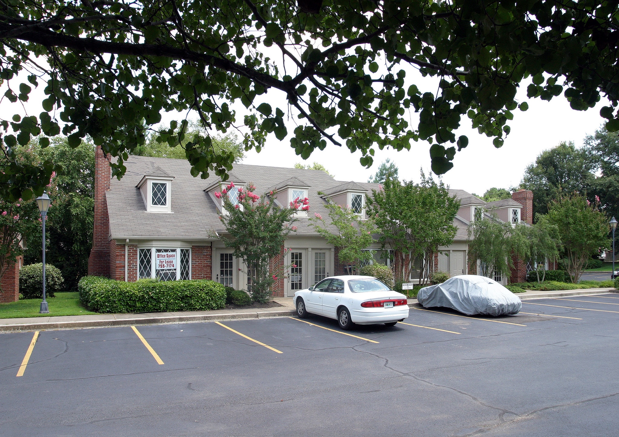 8586-8592 Cordes Cir, Germantown, TN for lease Building Photo- Image 1 of 14