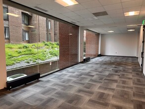 1000-1010 Wisconsin Ave NW, Washington, DC for lease Interior Photo- Image 1 of 6