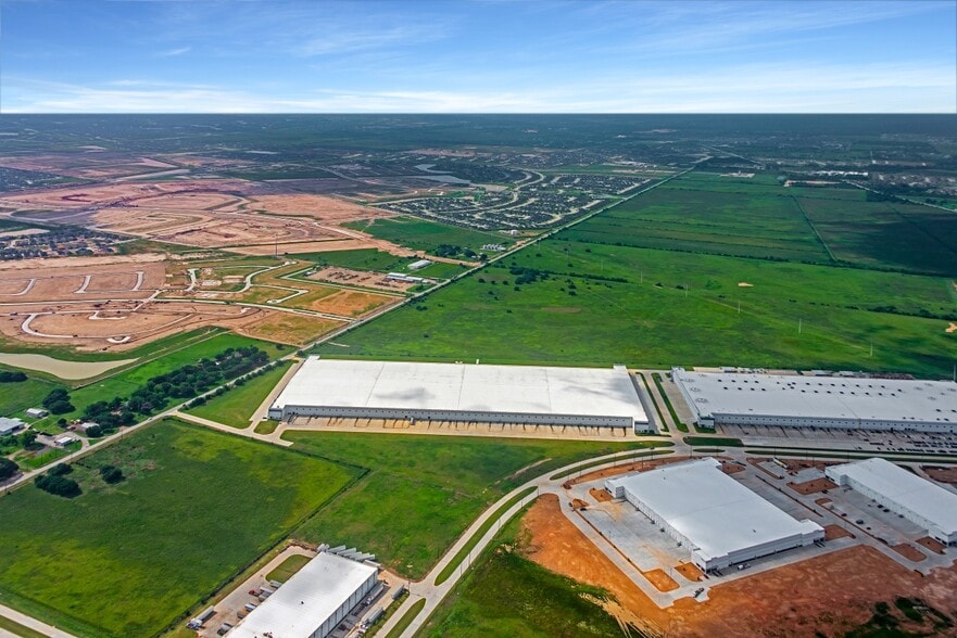 2193 Discovery Hills Pky, Brookshire, TX for sale - Building Photo - Image 3 of 6