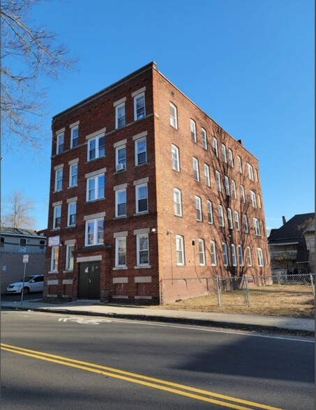 529 Union St, Springfield, MA à vendre - Photo principale - Image 1 de 1