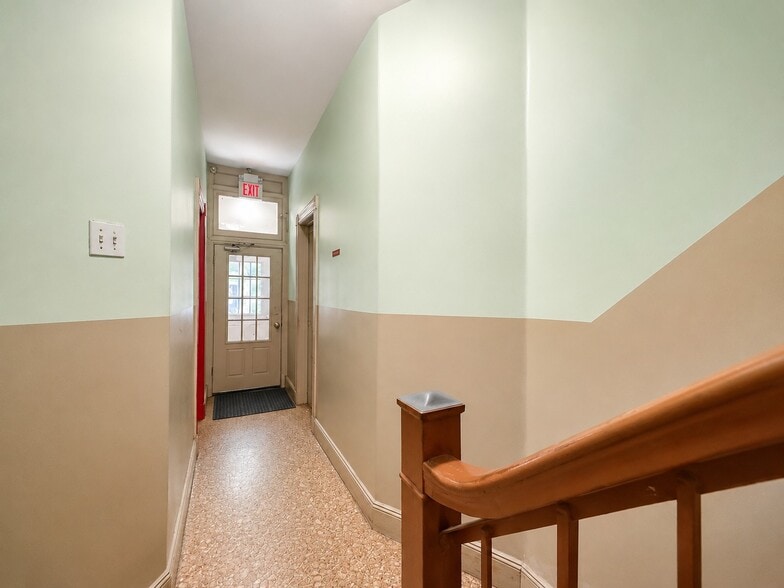 148 N 9th St, Brooklyn, NY à vendre - Photo du bâtiment - Image 3 de 8
