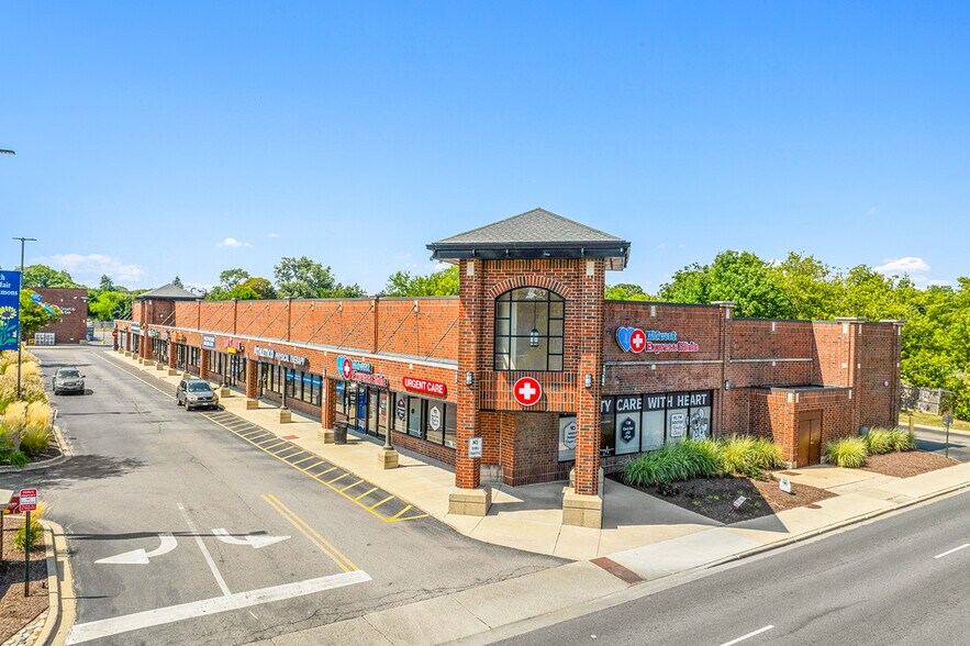 5240 N Pulaski Rd, Chicago, IL à louer - Photo du bâtiment - Image 3 de 11