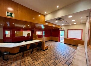 Plaza Toro del, 1, Tres Cantos, Madrid for lease Interior Photo- Image 2 of 10