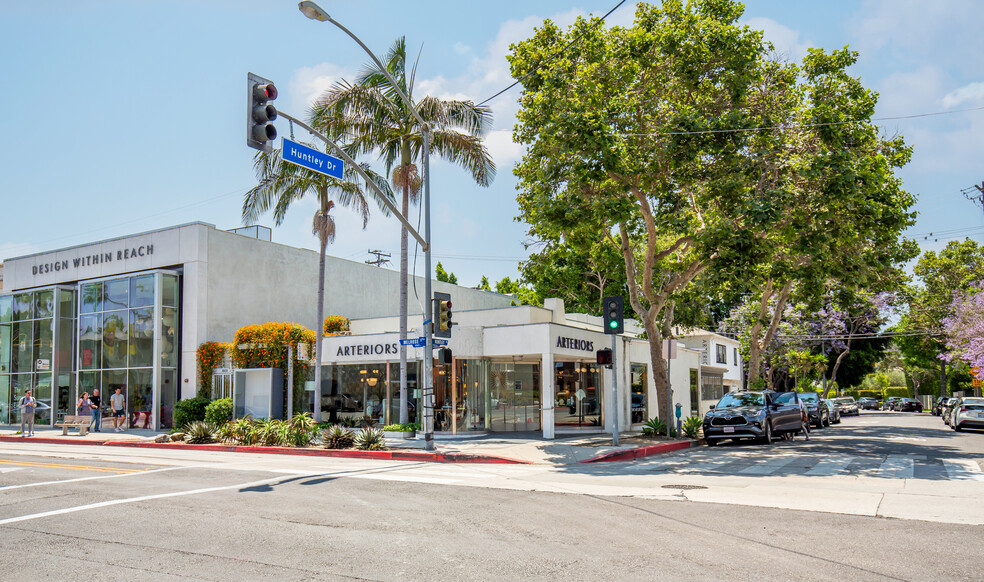 8618-8620 Melrose Ave, Los Angeles, CA à louer - Photo du bâtiment - Image 2 de 17