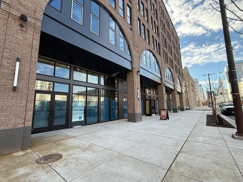 619 N Broad St, Philadelphia, PA à louer - Photo du bâtiment - Image 2 de 9