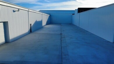 804 Grant Ave, Joliet, IL for lease Building Photo- Image 2 of 4