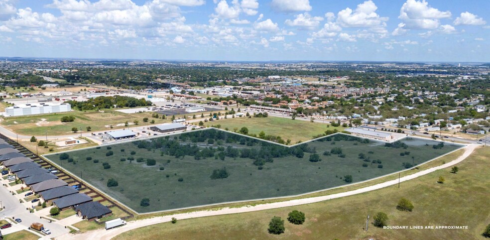102 W Elms Rd, Killeen, TX à vendre - Aérien - Image 1 de 6
