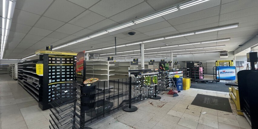 325 E 8th Ave, Homestead, PA for lease - Interior Photo - Image 2 of 3