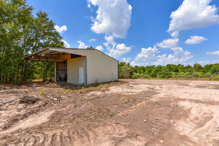 10435 ST 21 hwy, Caldwell, TX à vendre - Photo du bâtiment - Image 3 de 9