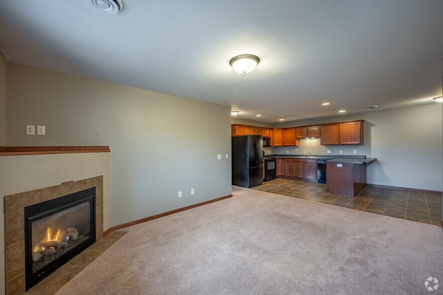 6395 Prairie Cir S, Eau Claire, WI à vendre - Photo intérieure - Image 2 de 21