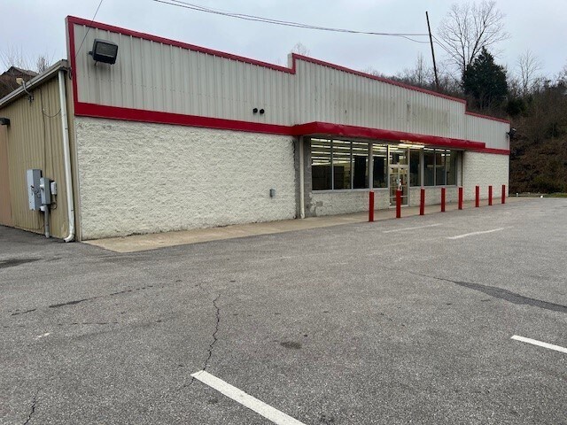 1034 Mc Clellan Hwy, Harts, WV à vendre Photo principale- Image 1 de 14