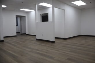 2621 S Bristol St, Santa Ana, CA for lease Interior Photo- Image 1 of 5