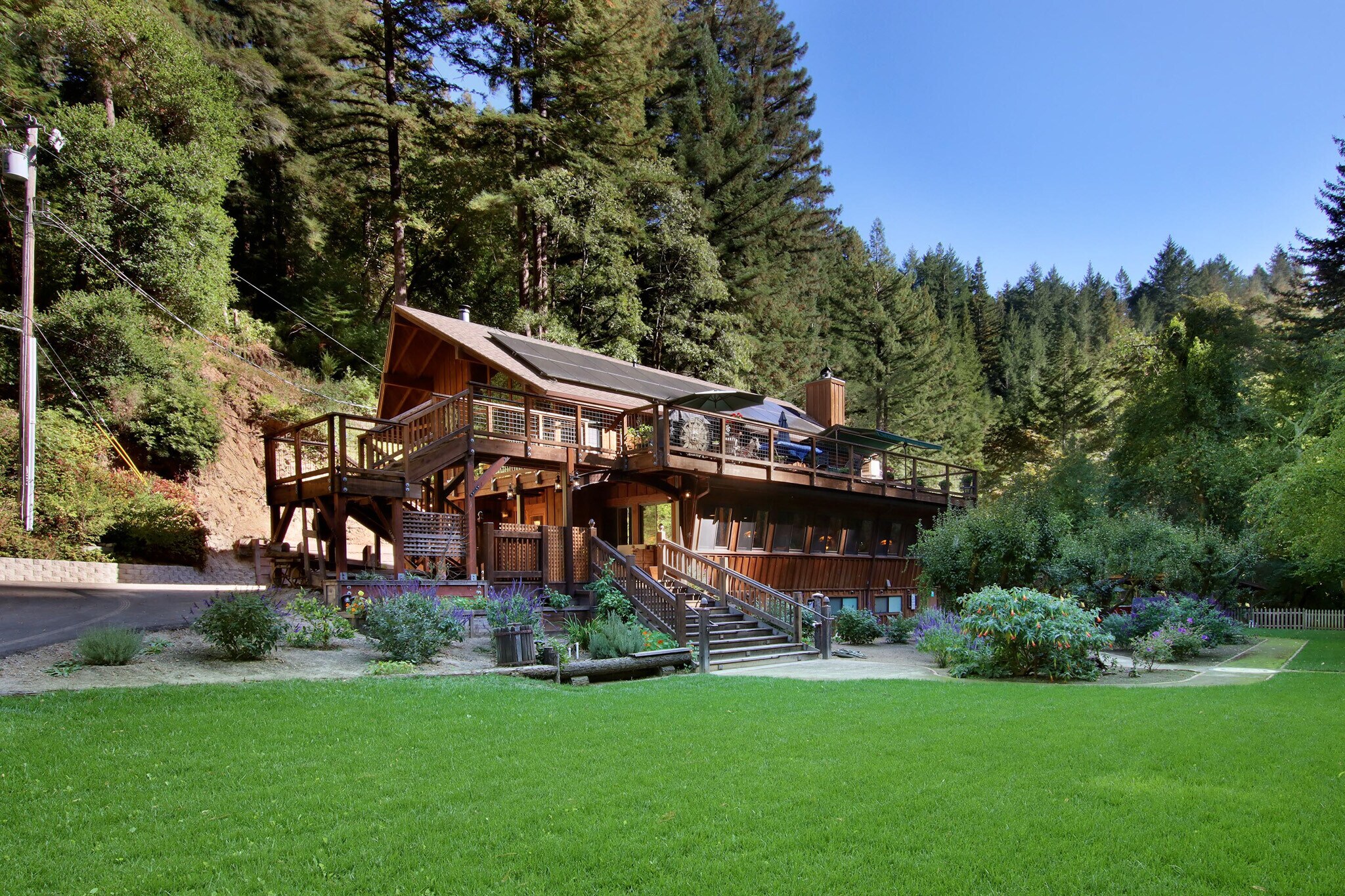 16770 Redwood Lodge Rd, Los Gatos, CA à vendre Photo du bâtiment- Image 1 de 109