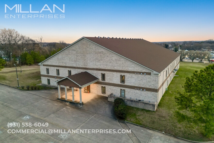 303 Fairview Ln, Clarksville, TN for lease - Building Photo - Image 3 of 5