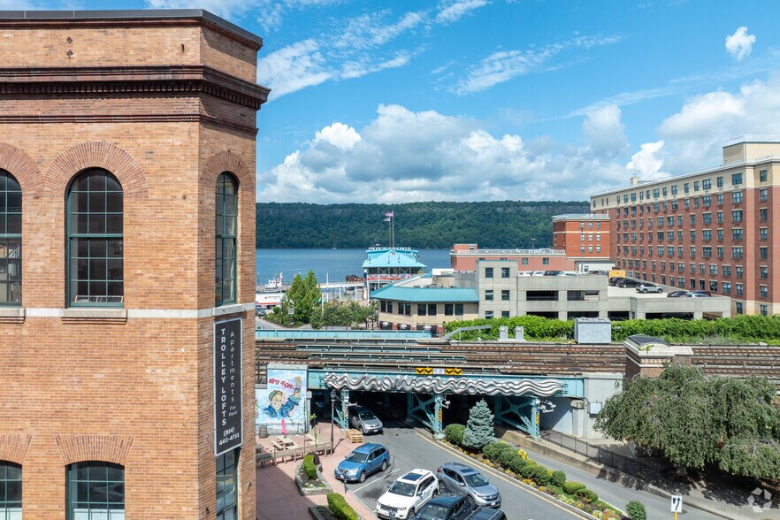 92 Main St, Yonkers, NY à louer - Photo du bâtiment - Image 3 de 33