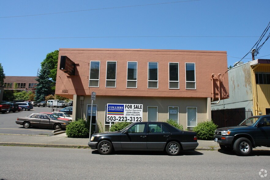 4321 S Corbett Ave, Portland, OR à vendre - Photo du bâtiment - Image 3 de 5