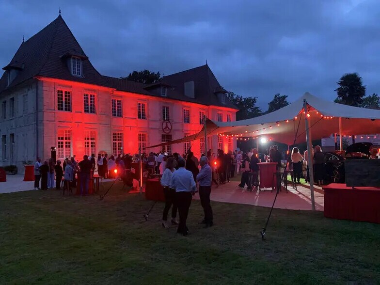 Commerce de détail dans Dax à vendre - Photo du bâtiment - Image 3 de 15