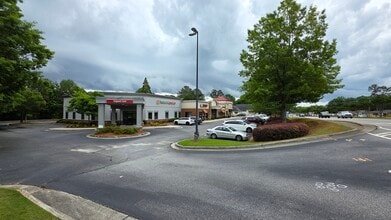 2594 Loganville Hwy, Grayson, GA for lease Interior Photo- Image 2 of 16