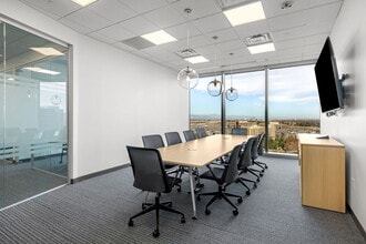 5050 S Syracuse St, Denver, CO à louer Photo intérieure- Image 2 de 5